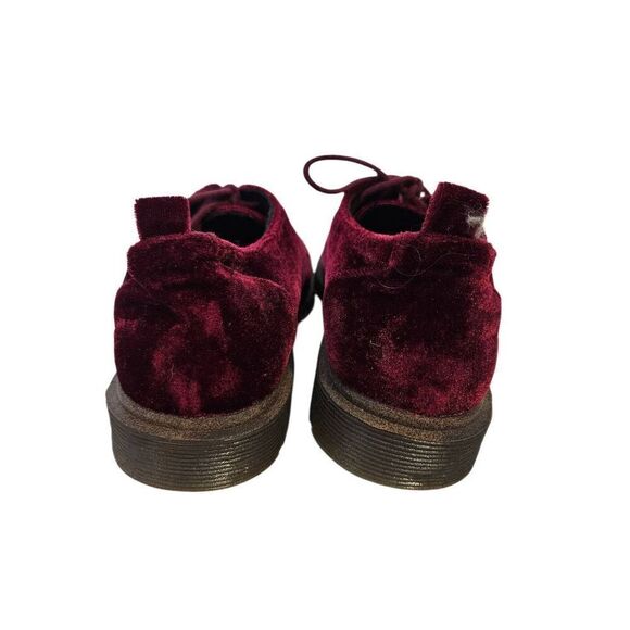 Coolway wine colored velvet tie up shoes. Size 8.5. - Picture 3 of 6
